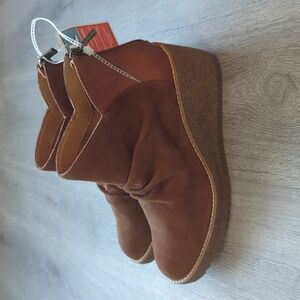 Kara ankle wedge boot